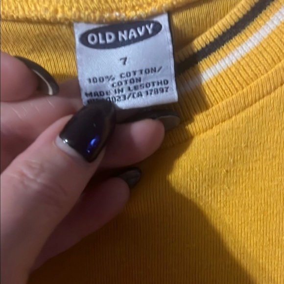 Old Navy Golden Cotton Tee - Picture 2 of 4